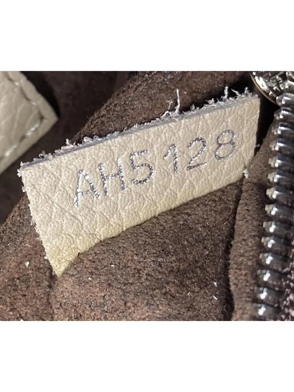 Louis Vuitton Babylone Handbag Mahina #296647L24B